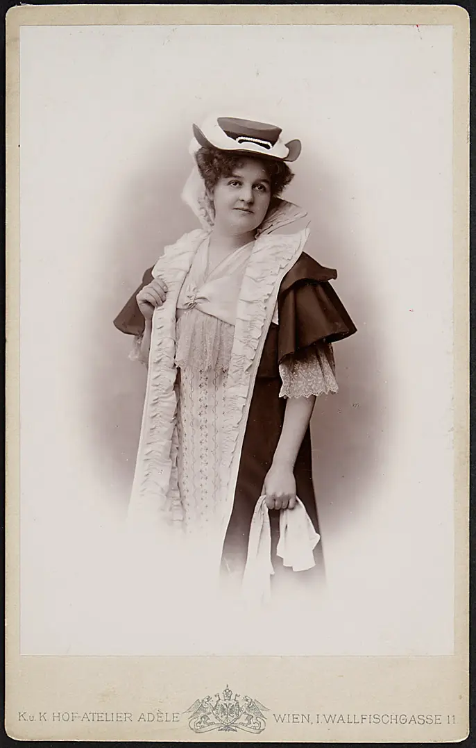 Louisa Brion, Verweis auf Stücktitel: Comtesse Guckerl