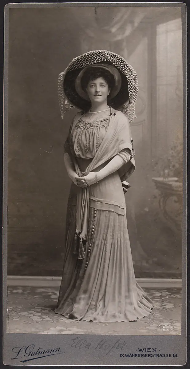 Ella Hofer