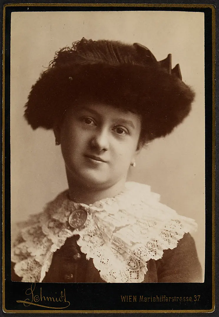 Anna Bock