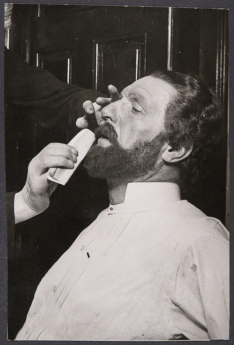 Hans Homma, Verweis auf Stücktitel: Lueger