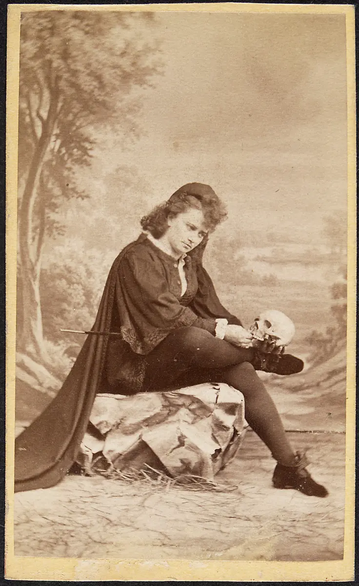 Felicita von Vestvali, Verweis auf Stücktitel: Hamlet