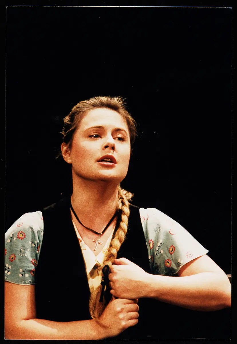 Ildiko Raimondi, Verweis auf Stücktitel: Carmen