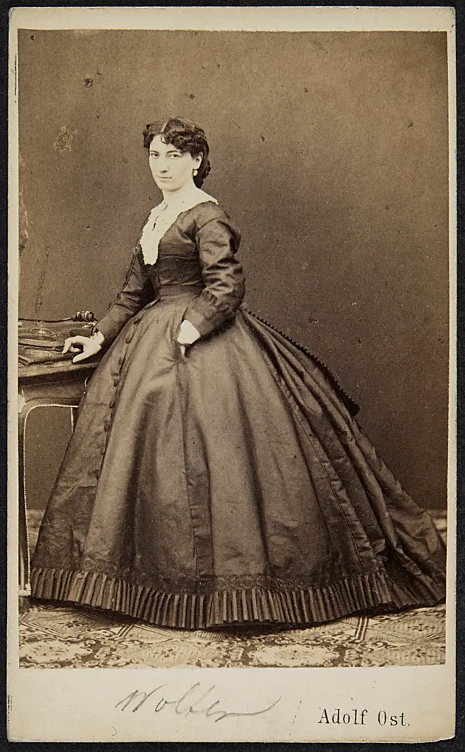 Charlotte Wolter