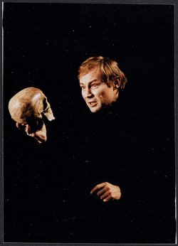 Klaus Maria Brandauer, Verweis auf Stücktitel: Hamlet