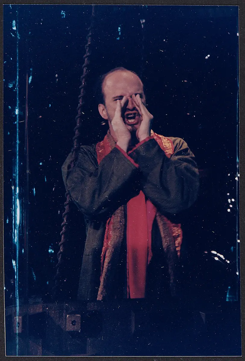 Dwayne Croft, Verweis auf Stücktitel: L'Amour de loin