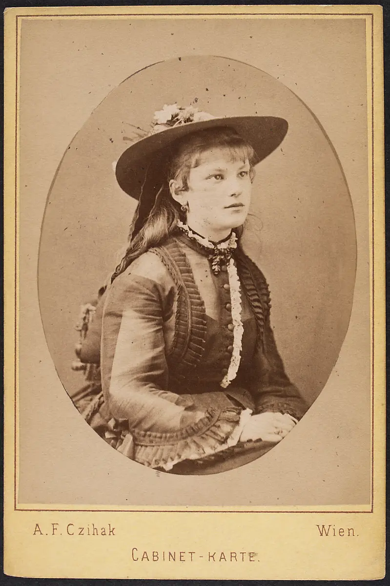 Marie Lach