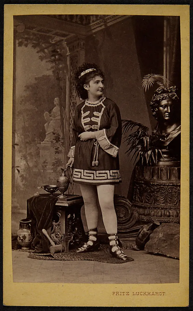 Mlle. Guillaume