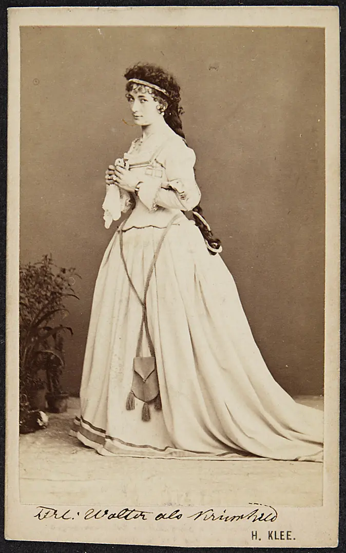 Charlotte Wolter