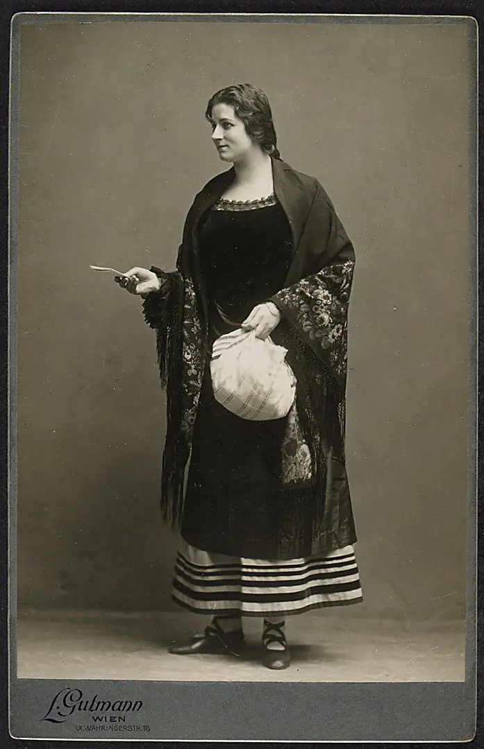 Gabriele von Leskyn, Verweis auf Stücktitel: Carmen