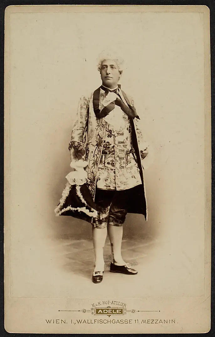 Julius Price, Verweis auf Stücktitel: Ein Tanzmärchen
