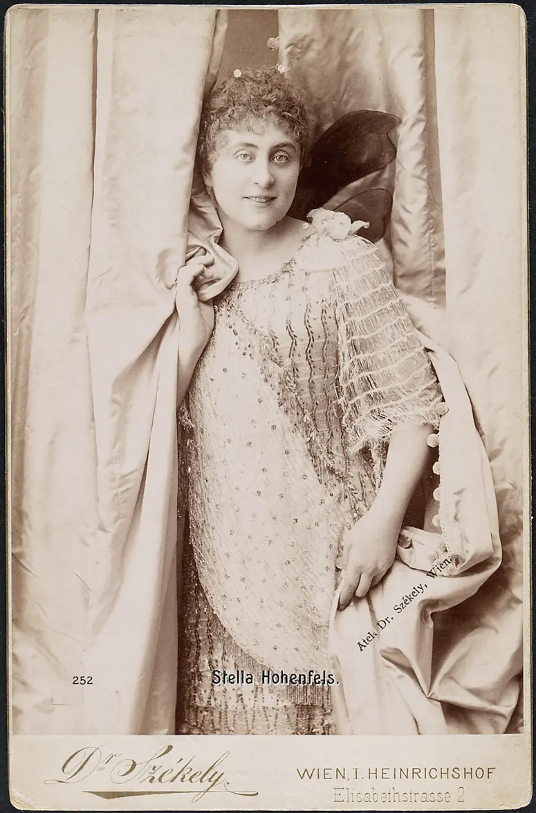 Stella Hohenfels