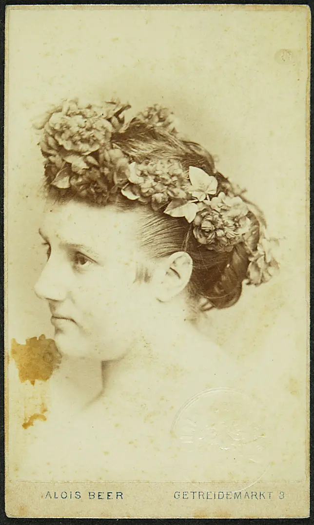 Pauline Bondi