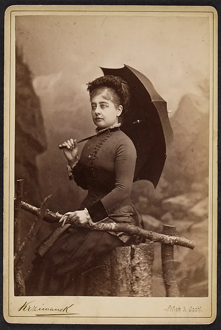 Pauline Lucca