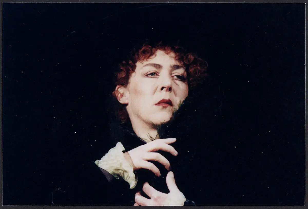 Anne Bennent