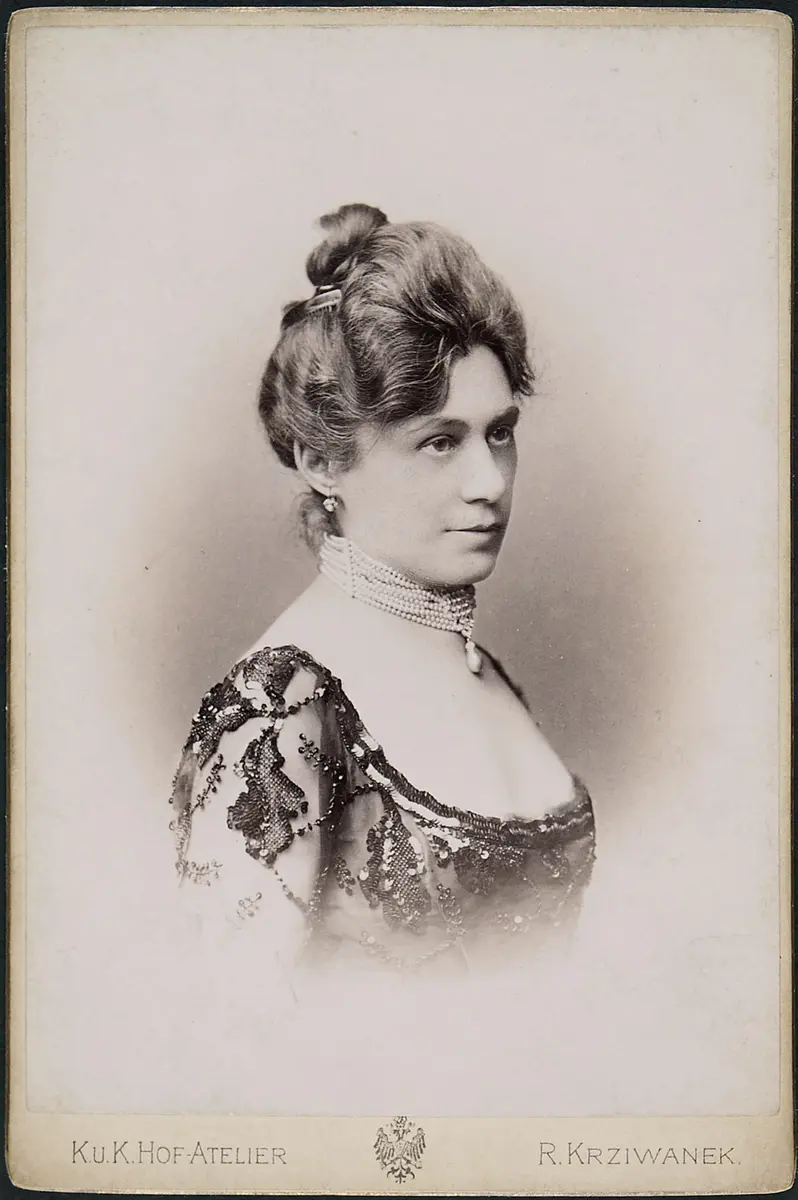 Frau Tokl-Meiser