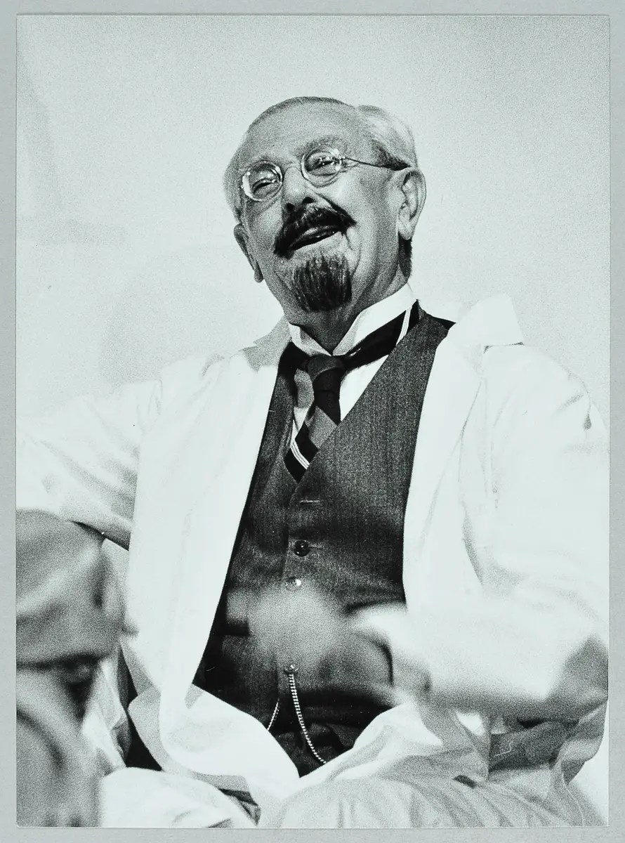 Franz Stoss, Verweis auf Stücktitel: Dr. med. Hiob Prätorius