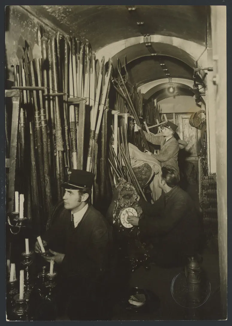 Bau: Wien, Staatsoper, Requisitenkammer