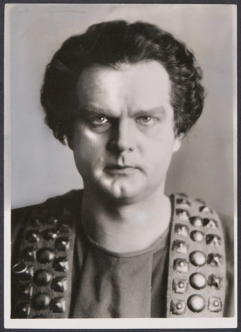 Alfred Jerger, Verweis auf Stücktitel: Der Bettler Namenlos