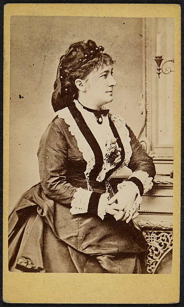 Charlotte Wolter