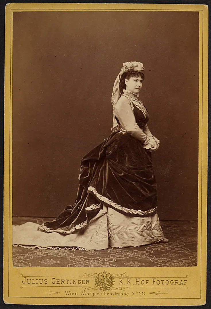 Marie Geistinger, Verweis auf Stücktitel: Madame Herzog
