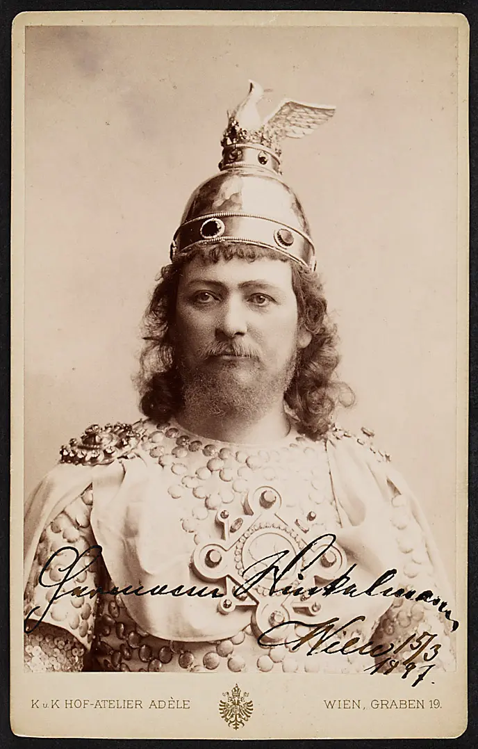 Hermann Winkelmann, Verweis auf Stücktitel: Lohengrin