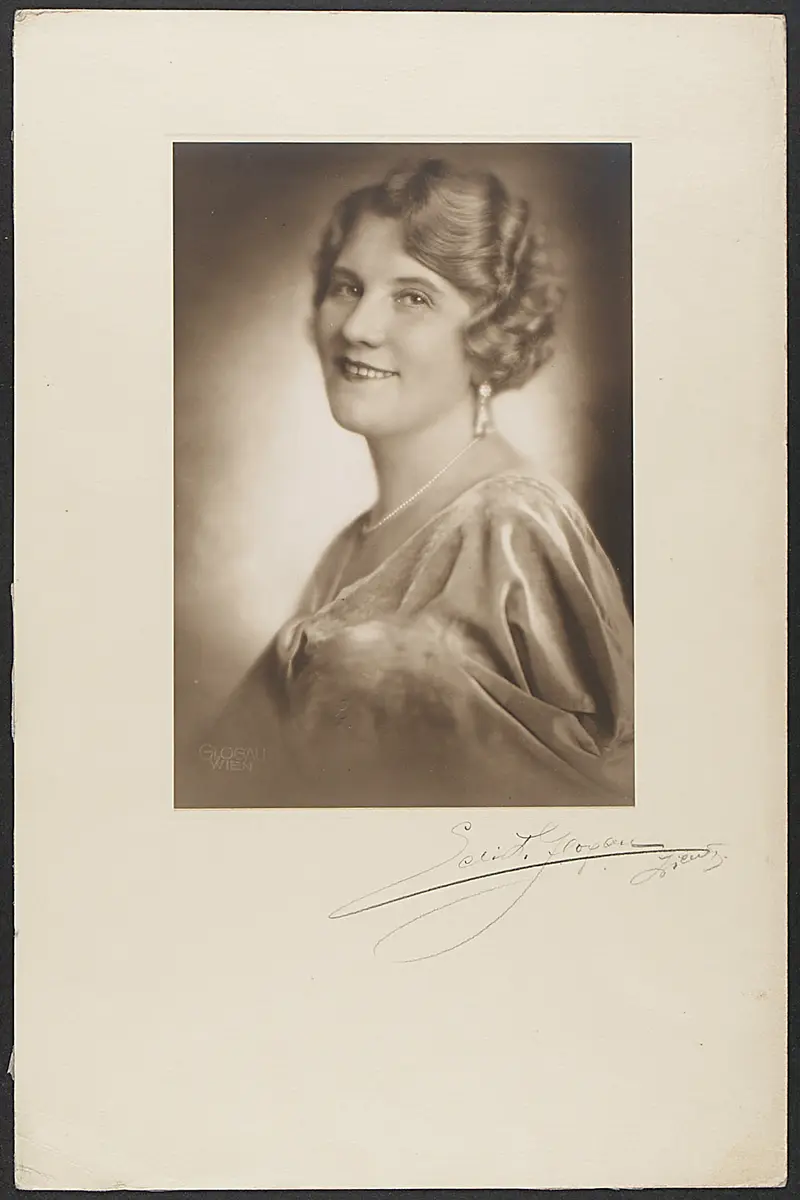 Maria Gerhart
