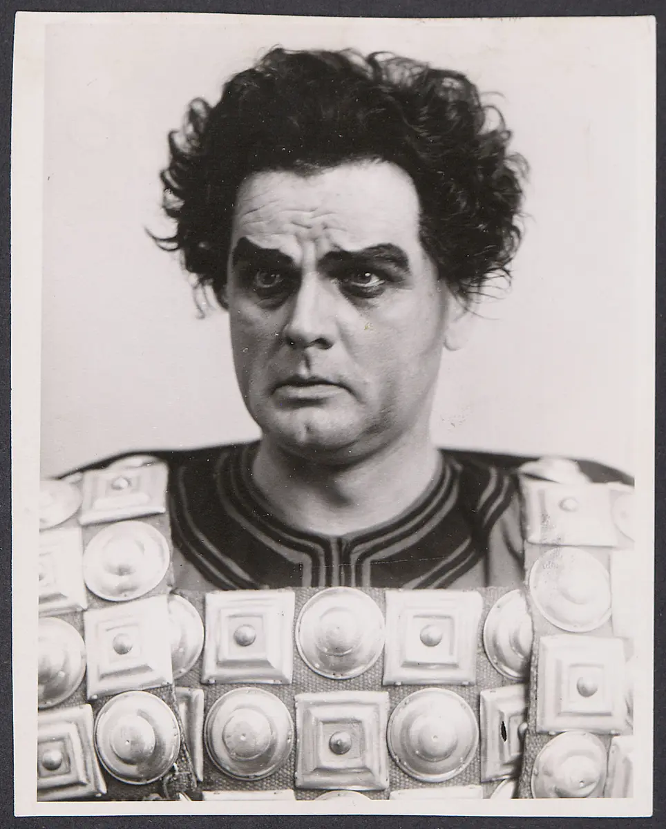 Alfred Jerger, Verweis auf Stücktitel: Macbeth