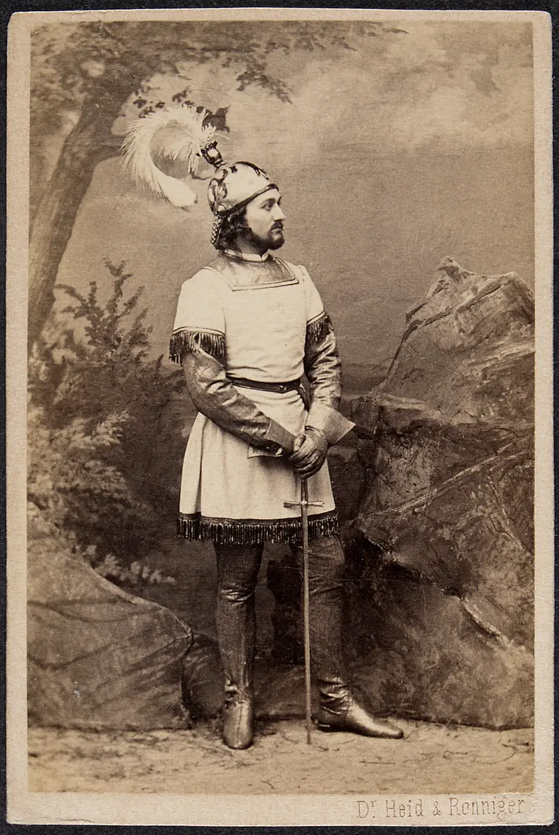 Ernst Hartmann, Verweis auf Stücktitel: Die Jungfrau von Orleans