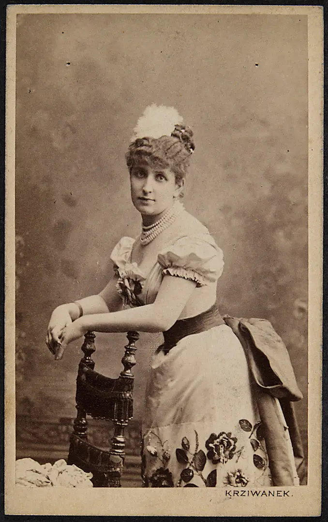 Marie Therese Massa, Verweis auf Stücktitel: Gasparone