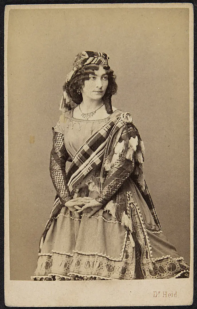 Charlotte Wolter