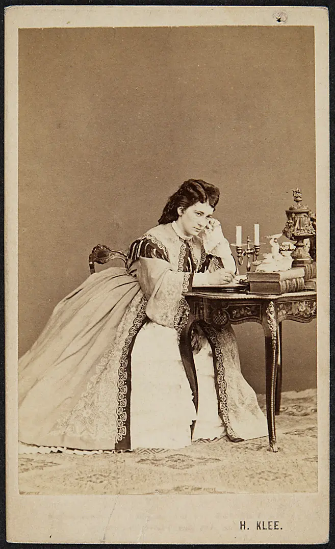 Charlotte Wolter