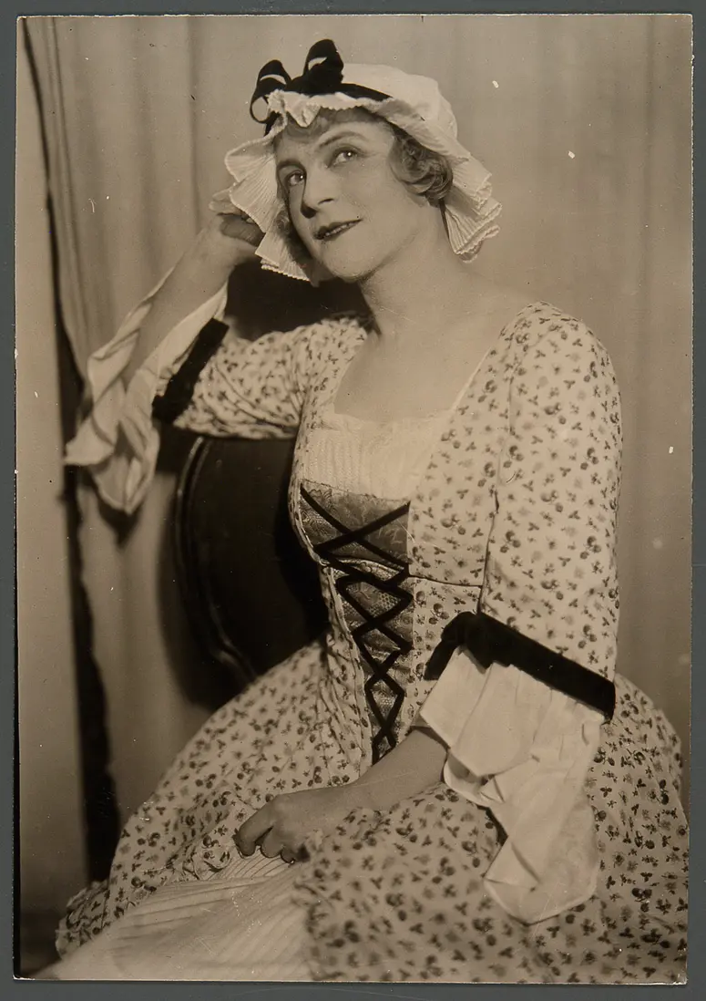 Nelly Martyl