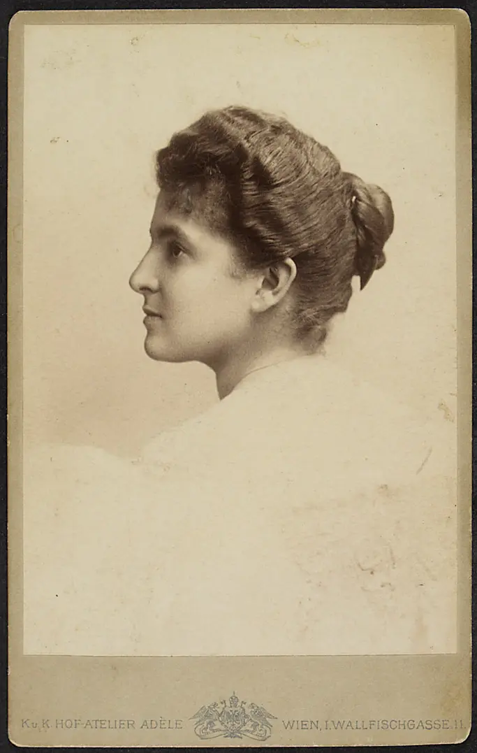 Paula Mark