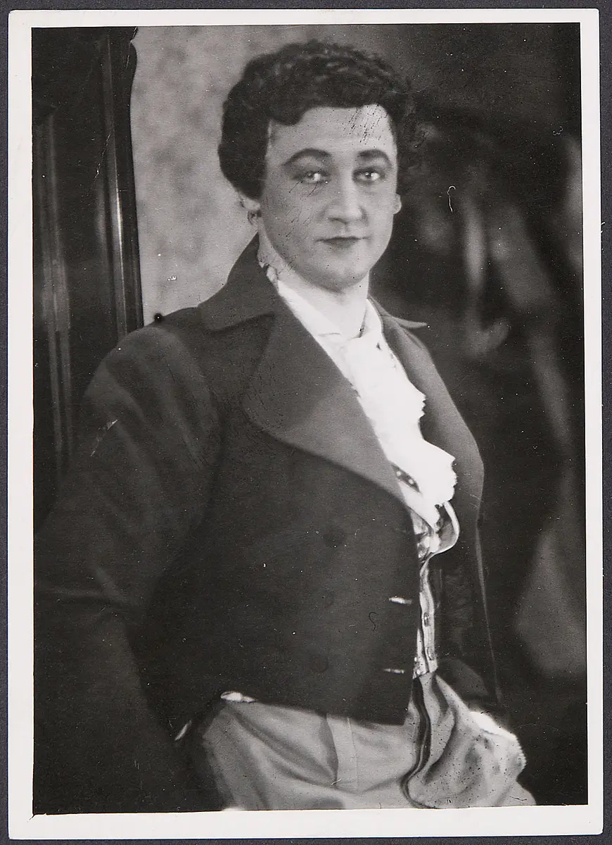 Willy Frey, Verweis auf Stücktitel: Tosca