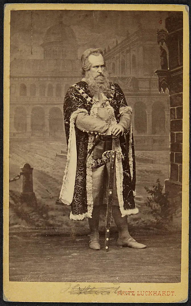 Dr. Karl Schmid