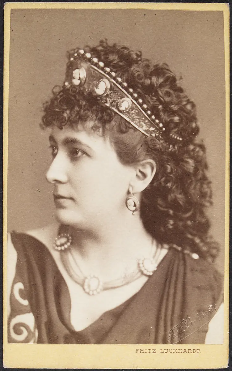 Charlotte Wolter