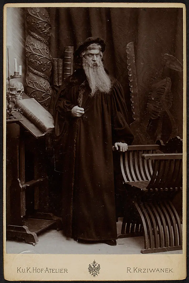 Viktor Kutschera, Verweis auf Stücktitel: Faust