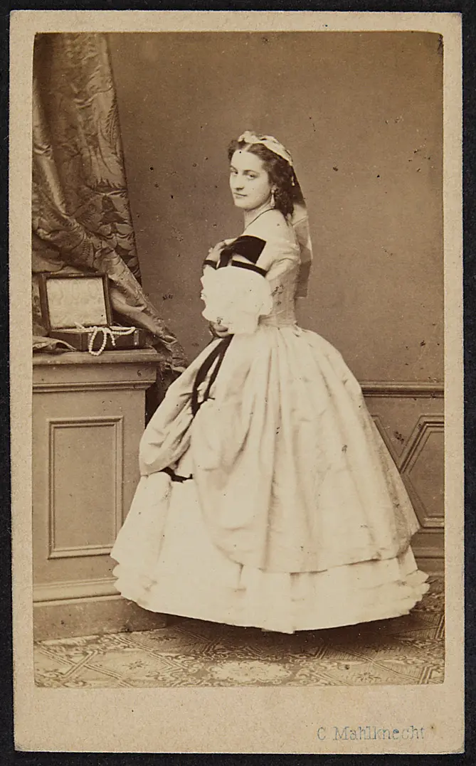 Marie Mathes