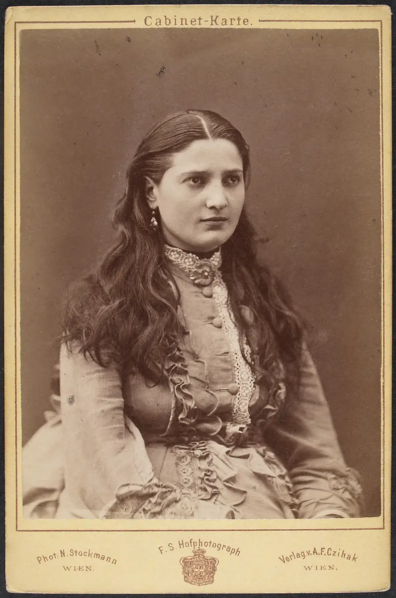 Marie Tiefenbach