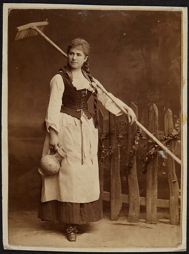 Johanna Buska, Verweis auf Stücktitel: Faust