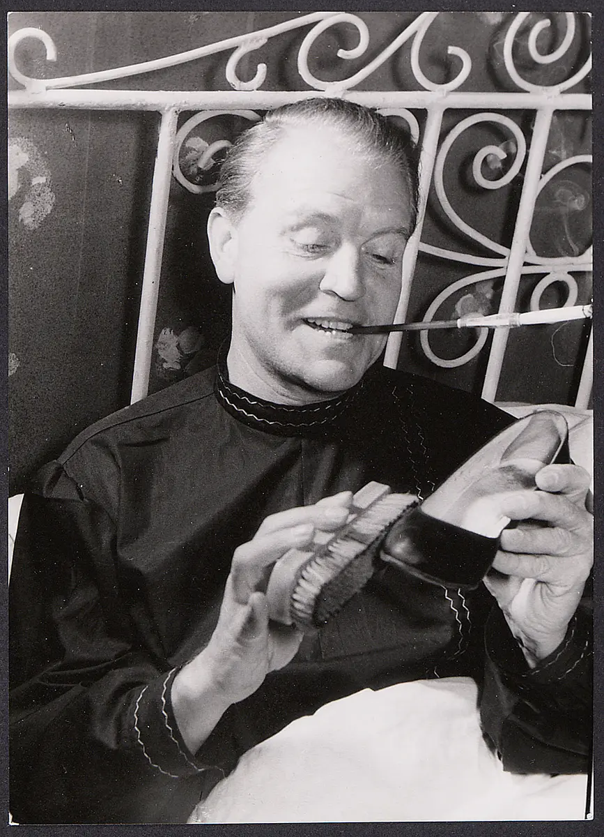 Gustav Fröhlich, Verweis auf Stücktitel: Tovarisch