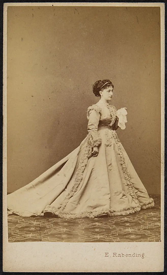 Charlotte Wolter
