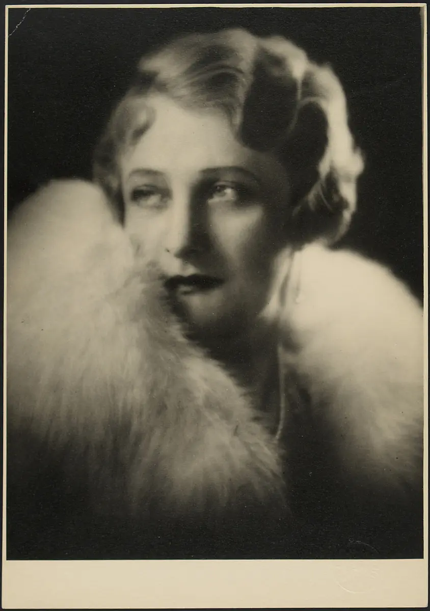 Vera Schwarz