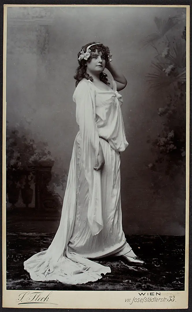 Minnie Milton