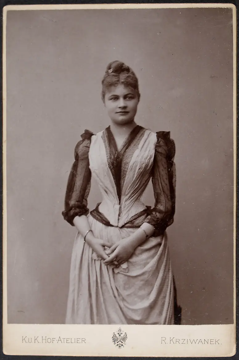 Ella Giampietro
