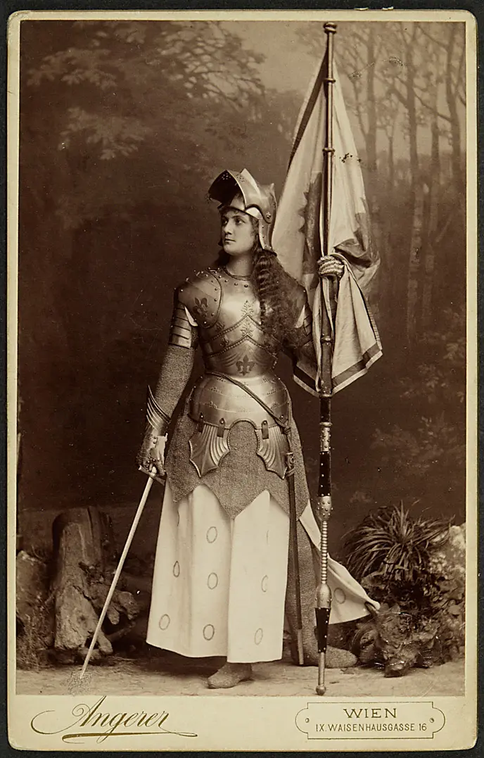 Hedwig Bleibtreu, Verweis auf Stücktitel: Die Jungfrau von Orleans