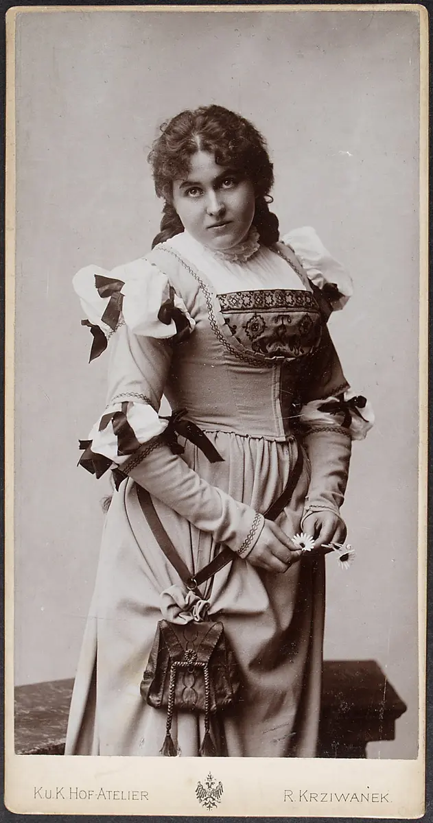 Elisabeth Hruby