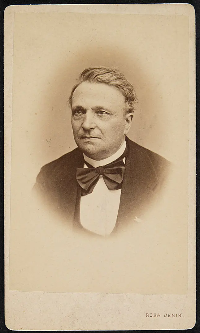 L. Weiss