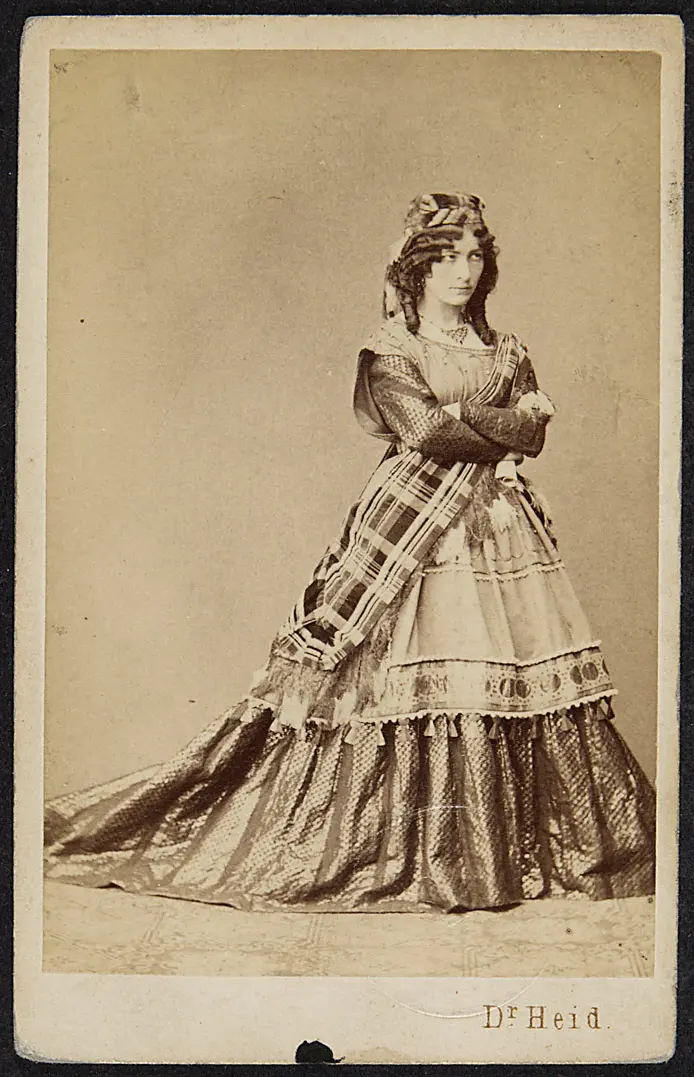 Charlotte Wolter