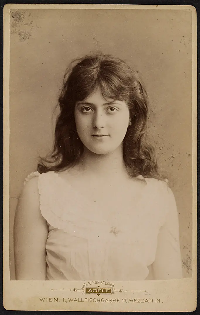Alexandrine Martens
